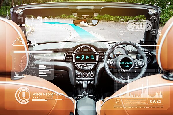 2022_02_augmented_reality_smart_car.jpg