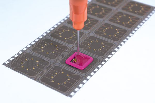 Smart-Card Chip mit Vergussmasse von DELO